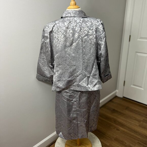 NEW Danillo 2-Piece Dress Suit Jacket Silver Brocade Size 20W - Picture 16 of 16